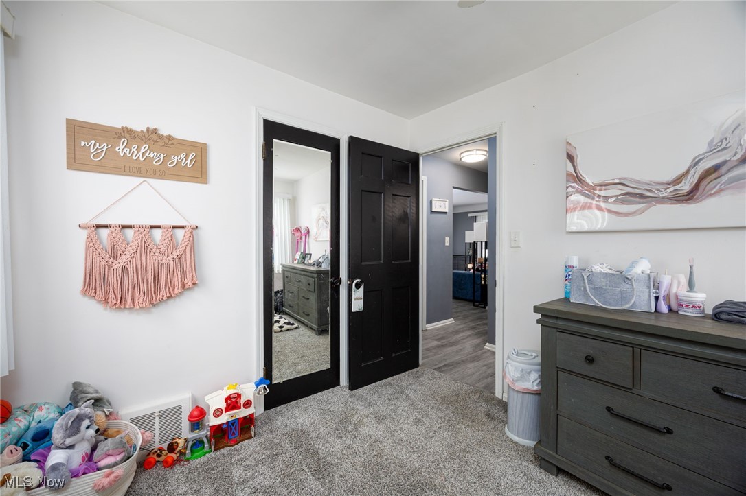 S H Kleinman Realty Cos Pelha - Residential