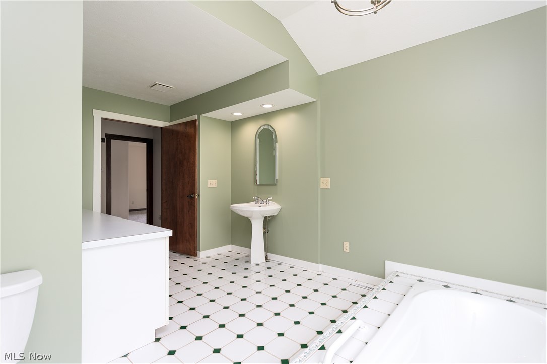 Crestview - Residential