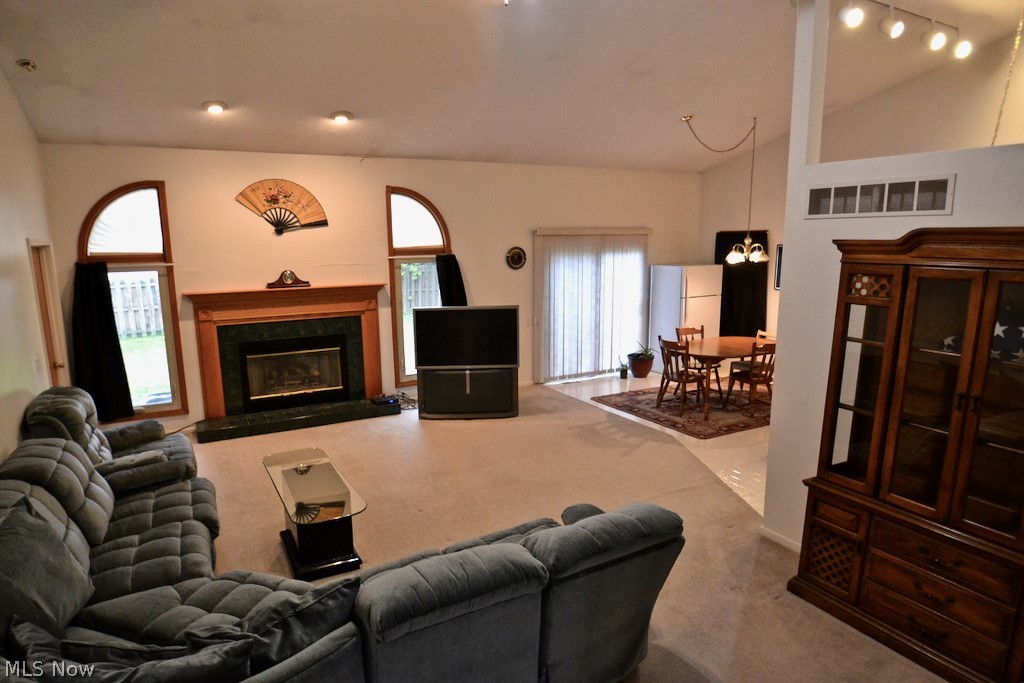 Vicksburg Estate - Residential