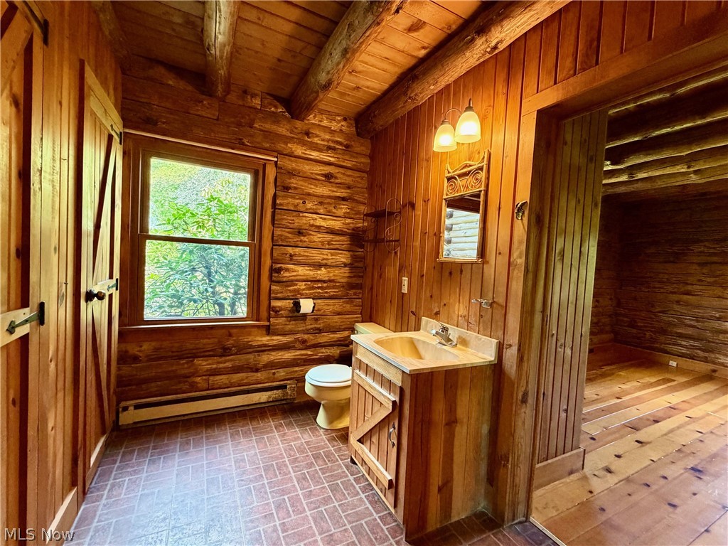 Clover Lake Estate - Residential