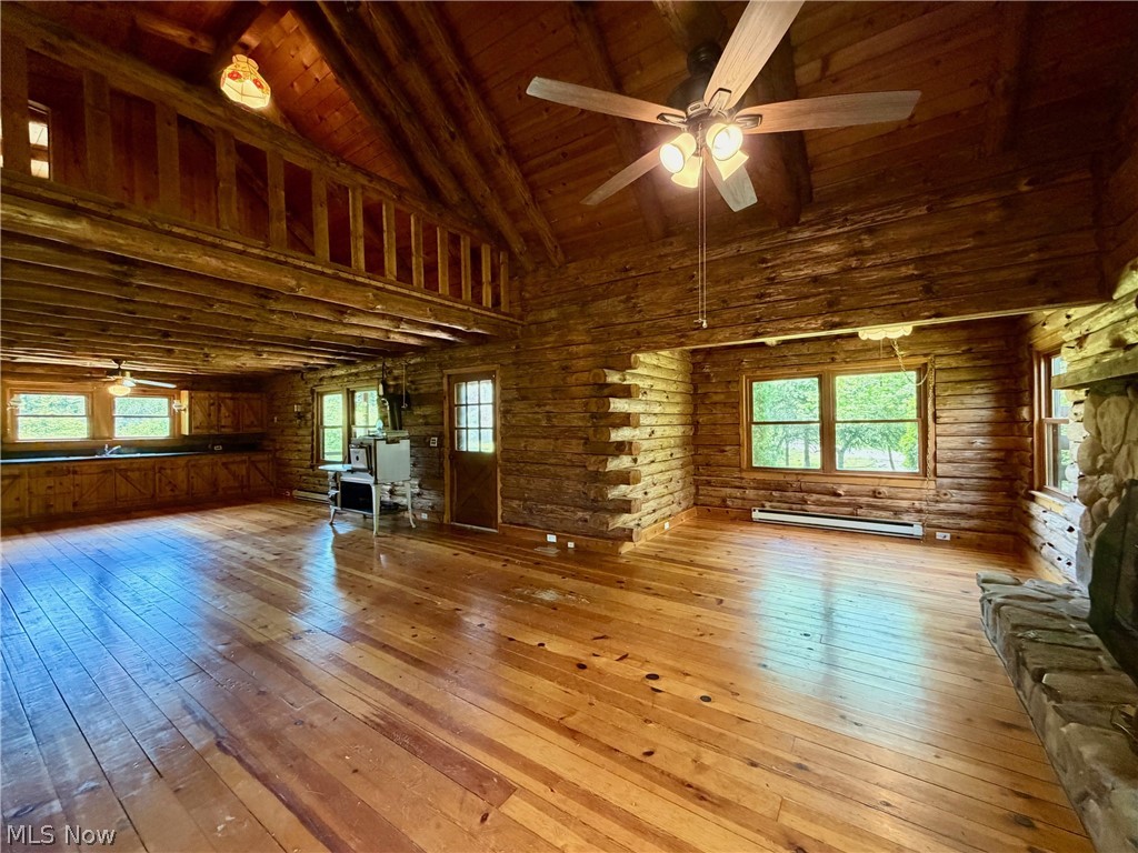 Clover Lake Estate - Residential