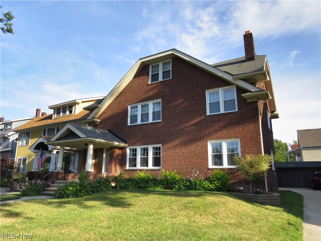 Theodore Kundtz - Residential Lease