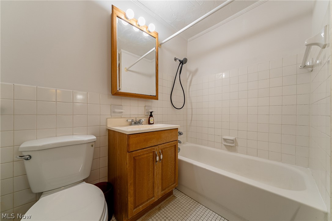 Coral Rock Condo - Residential