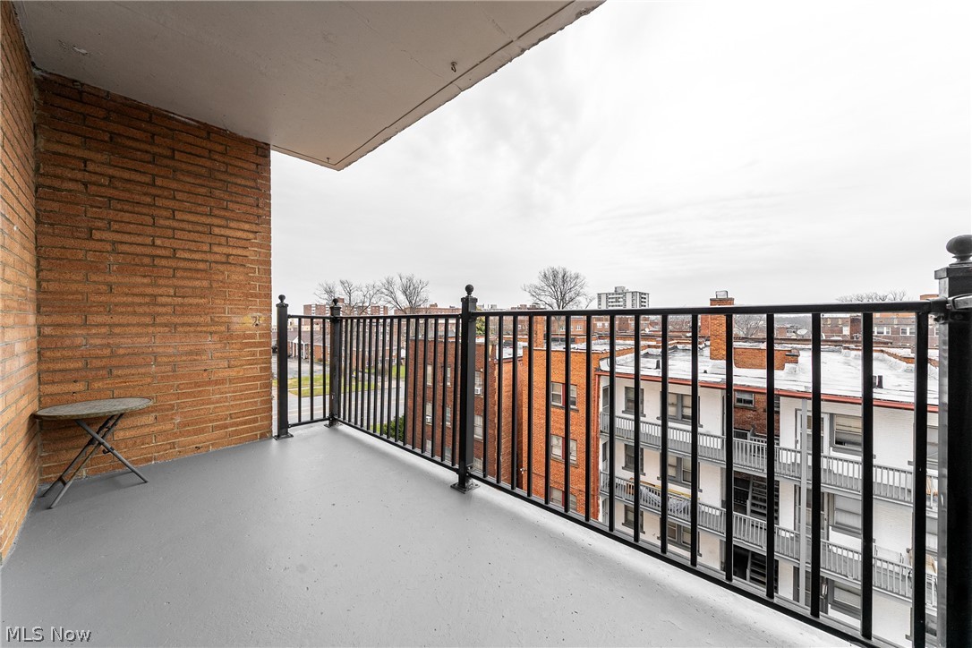 Coral Rock Condo - Residential