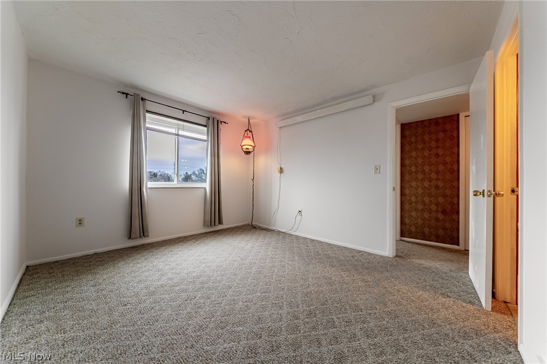 Coral Rock Condo - Residential