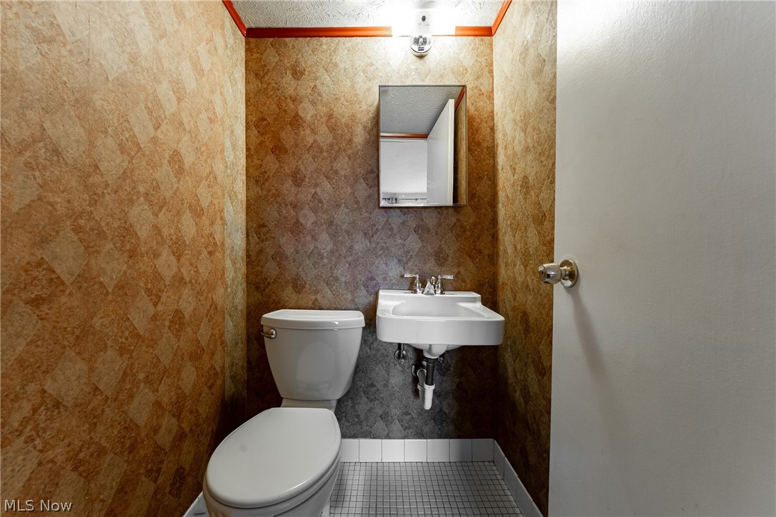 Coral Rock Condo - Residential