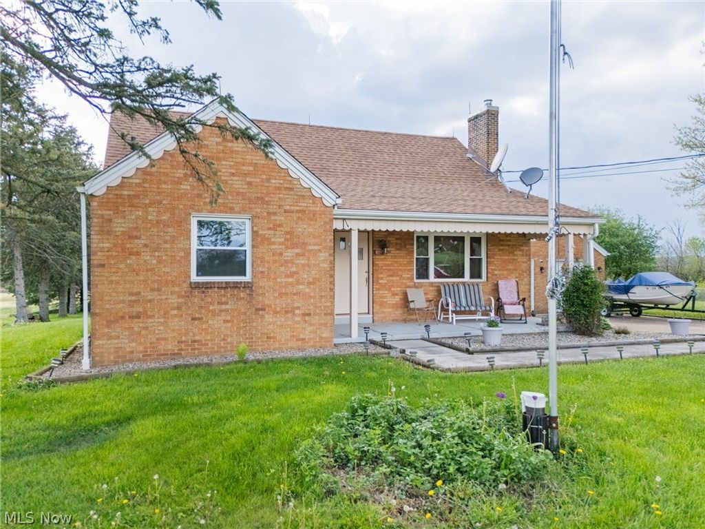 Photo of 4817 Shepler Church Avenue SW, Navarre, OH 44662 (MLS # 5203063)