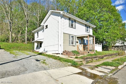 Tiny photo for 404 E Wood Street, Lowellville, OH 44436 (MLS # 5202738)
