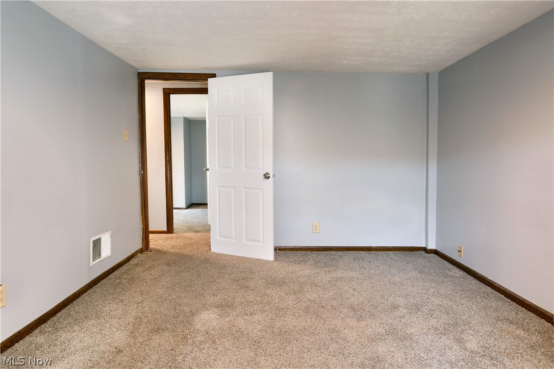 Village/Lowellville - Residential