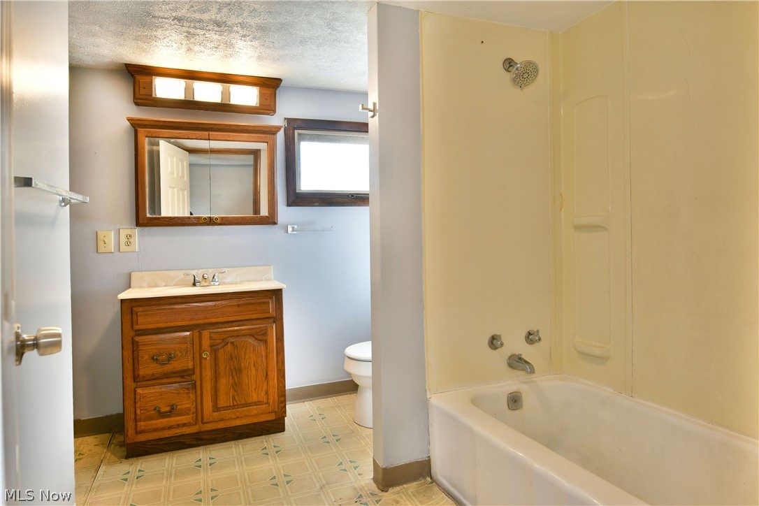 Village/Lowellville - Residential