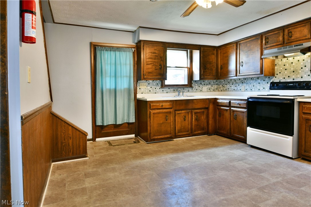 Village/Lowellville - Residential