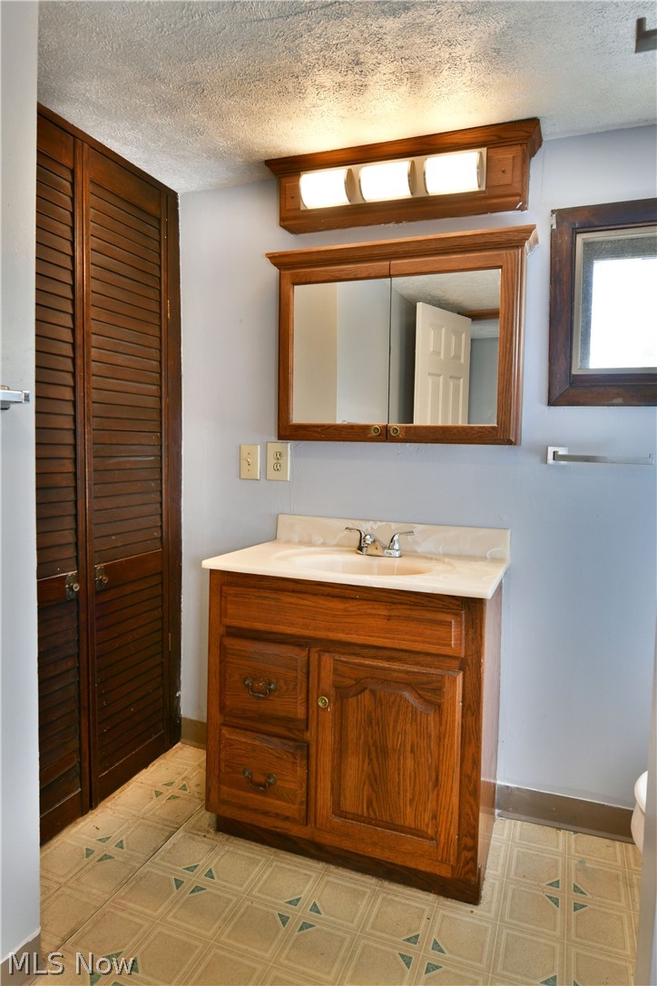 Village/Lowellville - Residential