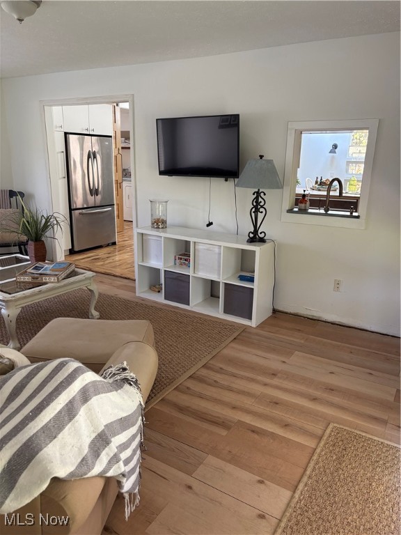 Roaming Rock Sub Xiii - Residential