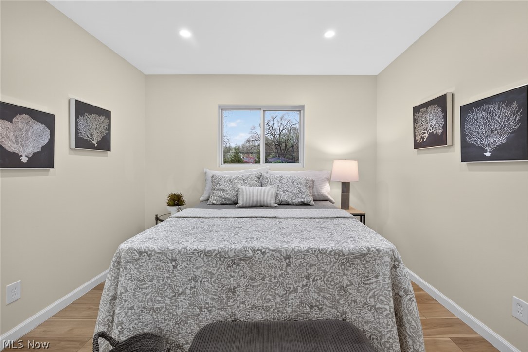 Olmsted 06 - Residential