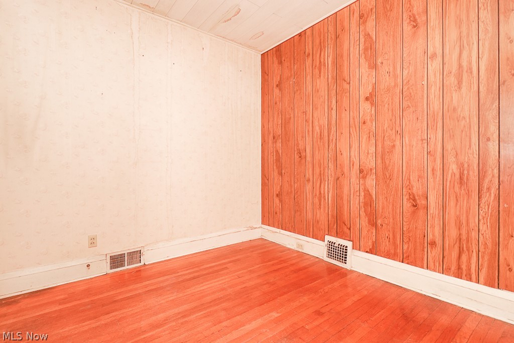 Bayes Sec 12 - Residential Income