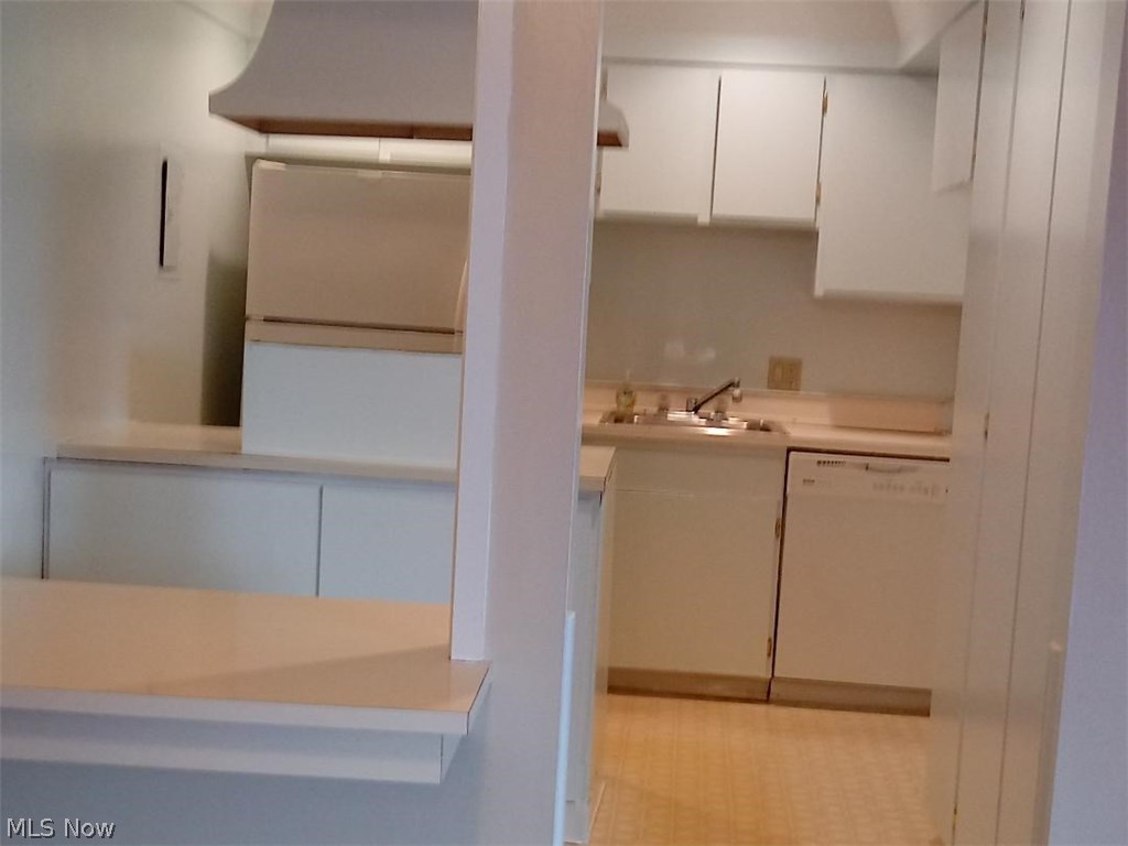 Georgetown/Lyndhurst Condo - Residential