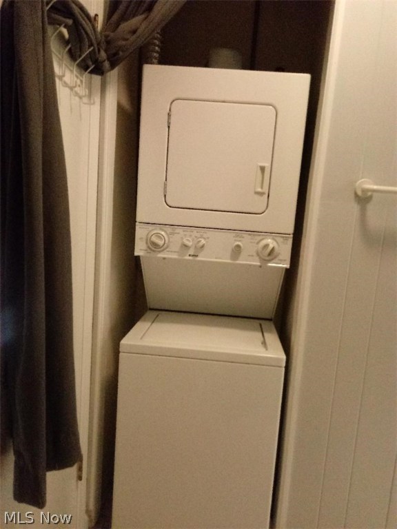 Georgetown/Lyndhurst Condo - Residential