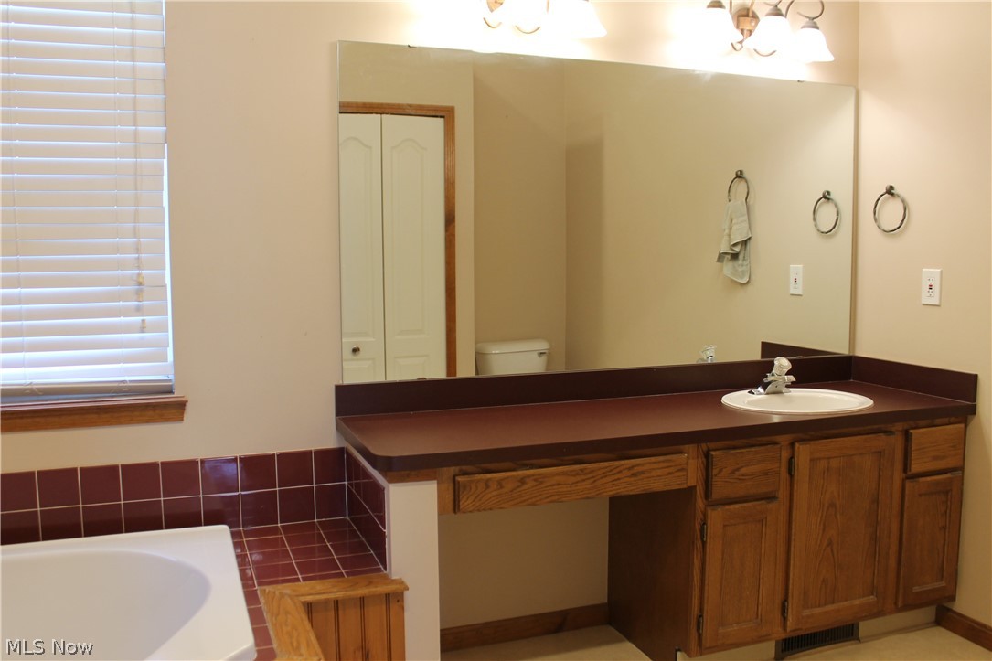 Shenandoah Vill - Residential