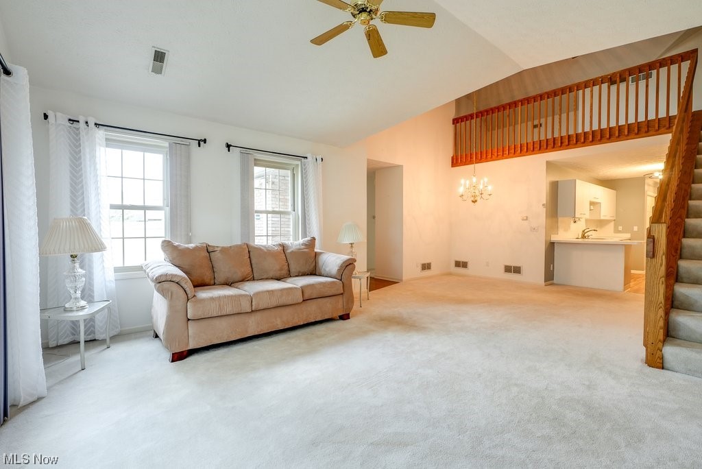 Villas/Buckingham Gate Condo - Residential