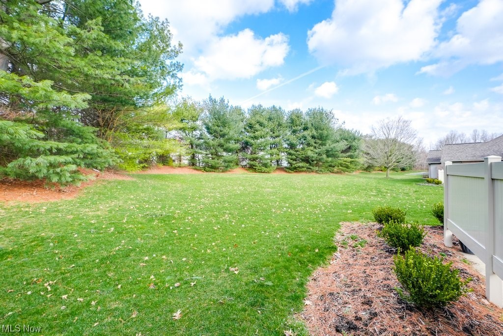 Villas/Buckingham Gate Condo - Residential