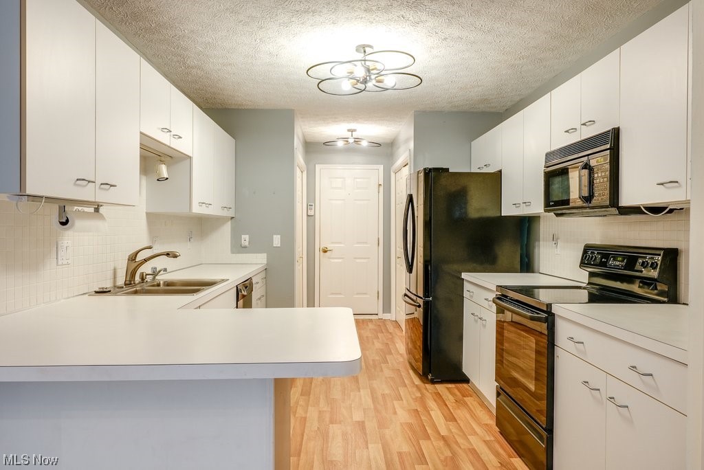 Villas/Buckingham Gate Condo - Residential