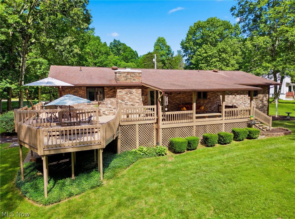 445 Northlake Drive - Photo 4