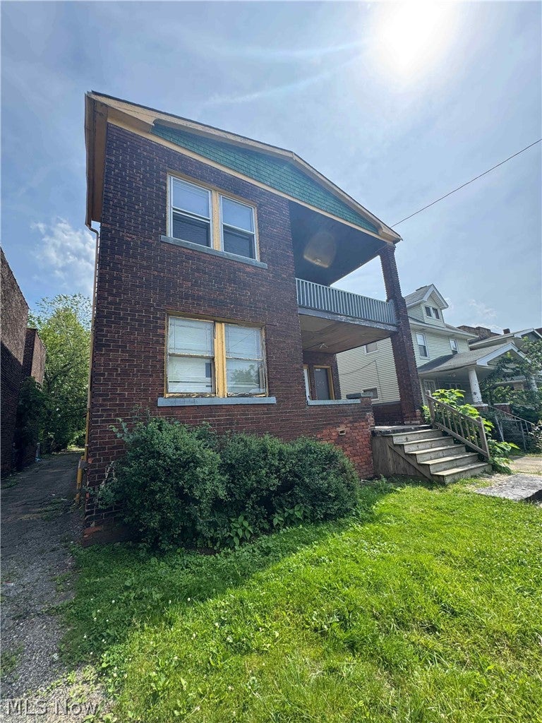 Photo of 12524 Union Avenue, Cleveland, OH 44105 (MLS # 5216746)