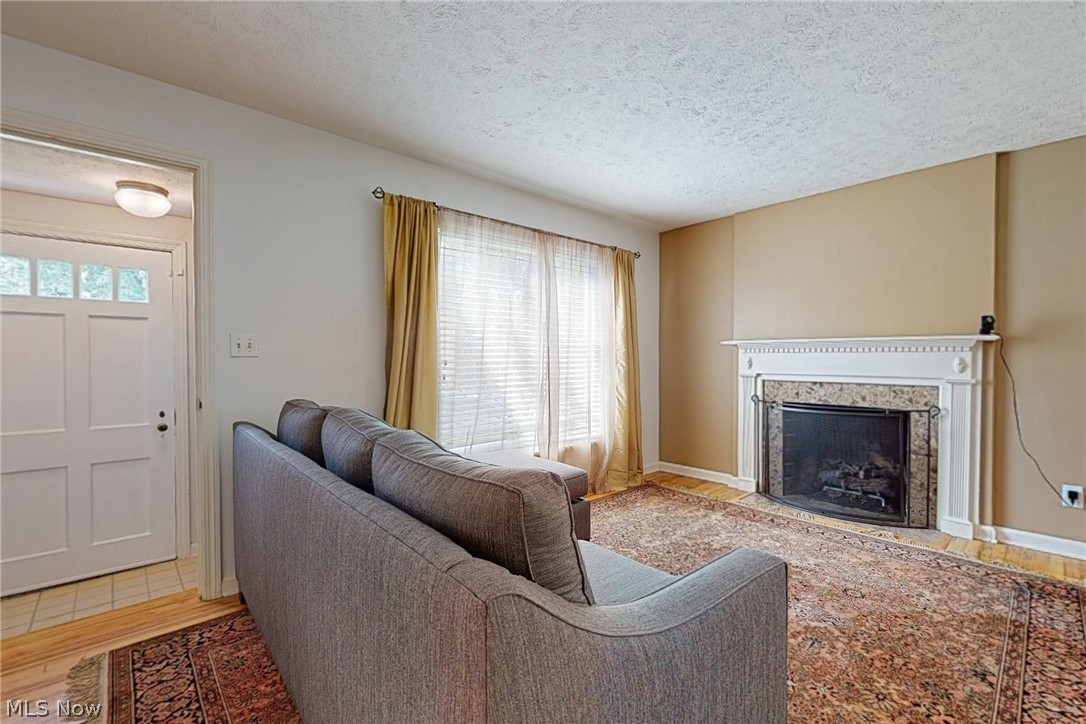 Transit Park 02 - Residential