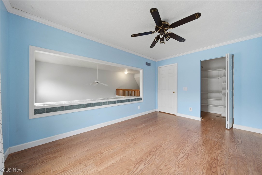 Laurelwoods North Condominiums - Residential