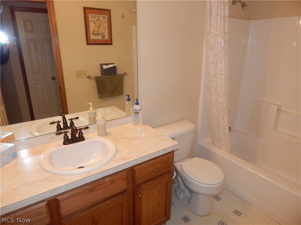 Robin Rdg Condos Ph Xl - Residential