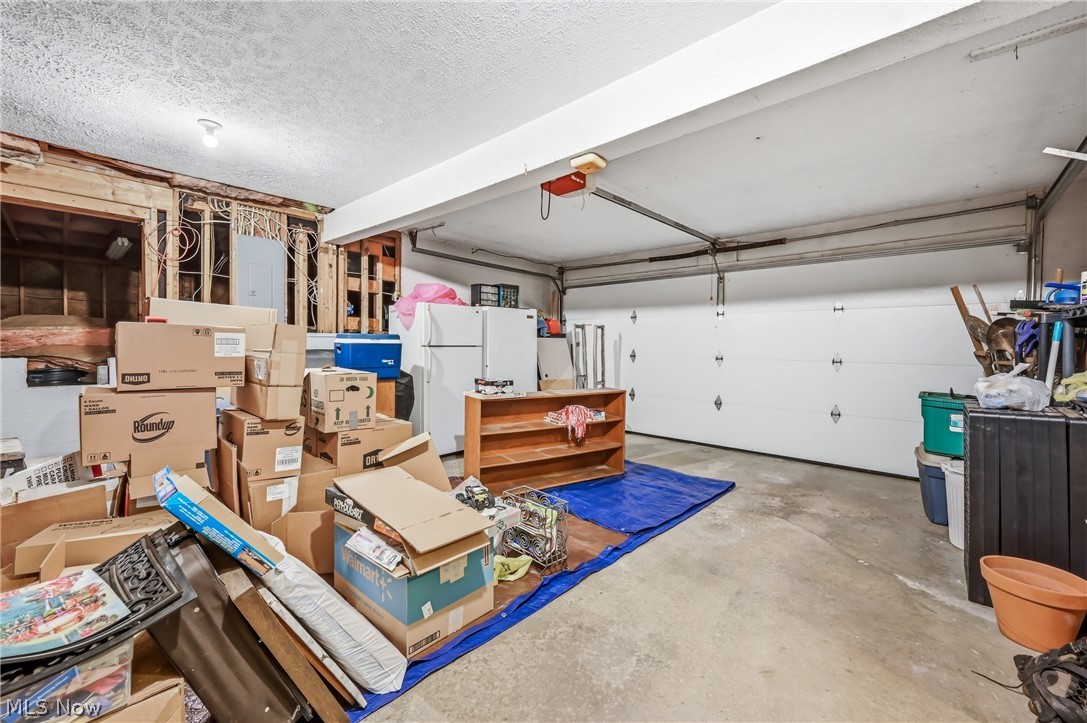 Apple Valley Acres - Residential