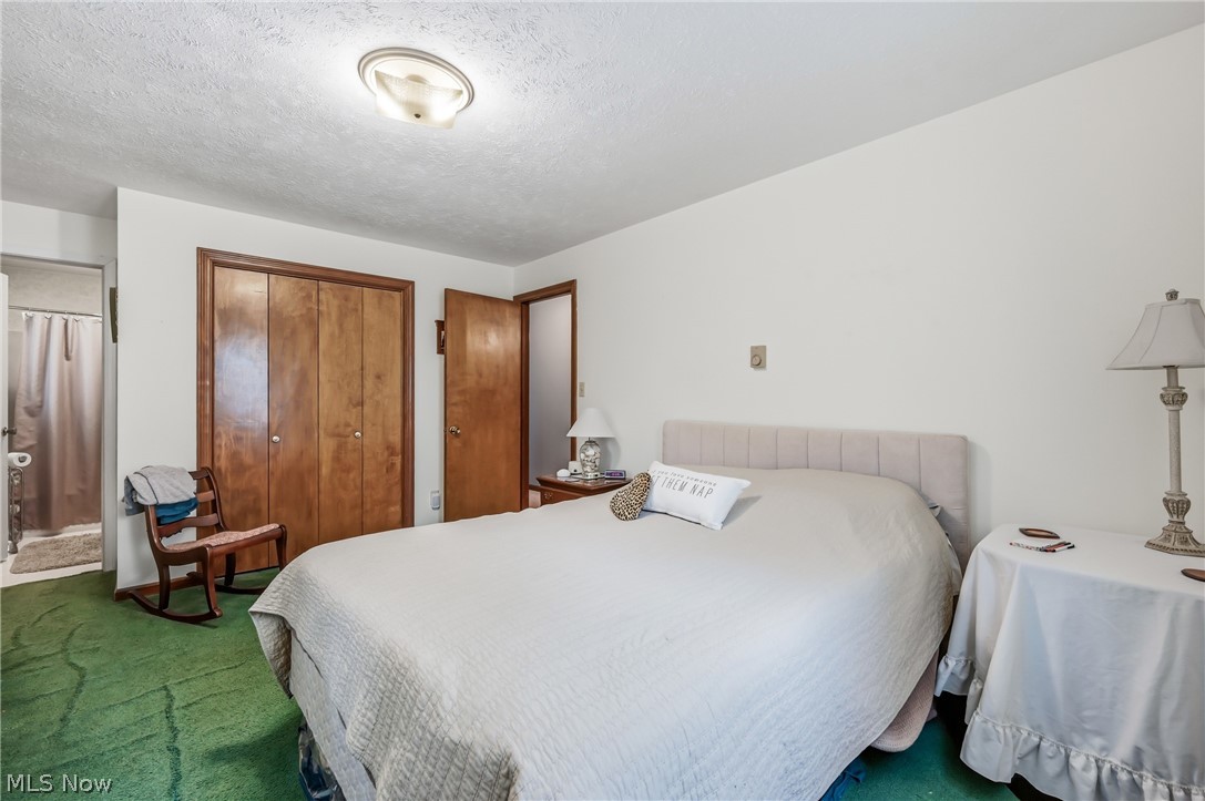 Apple Valley Acres - Residential