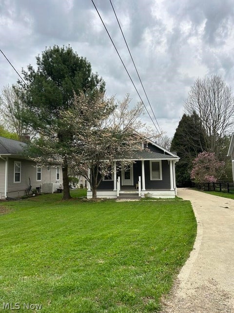 Photo of 313 Miles Road, Chagrin Falls, OH 44022 (MLS # 5217152)
