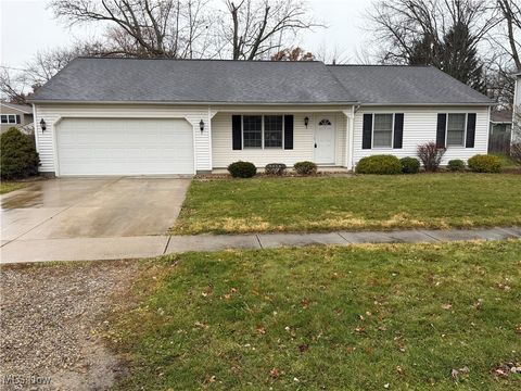 762 Maplewood Avenue, Sheffield Lake, OH 44054 - #: 5172950