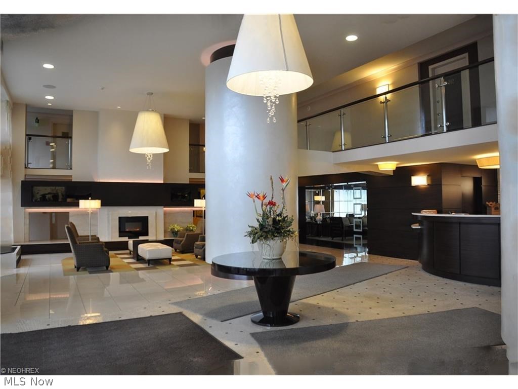 Carlyle Condo - Residential