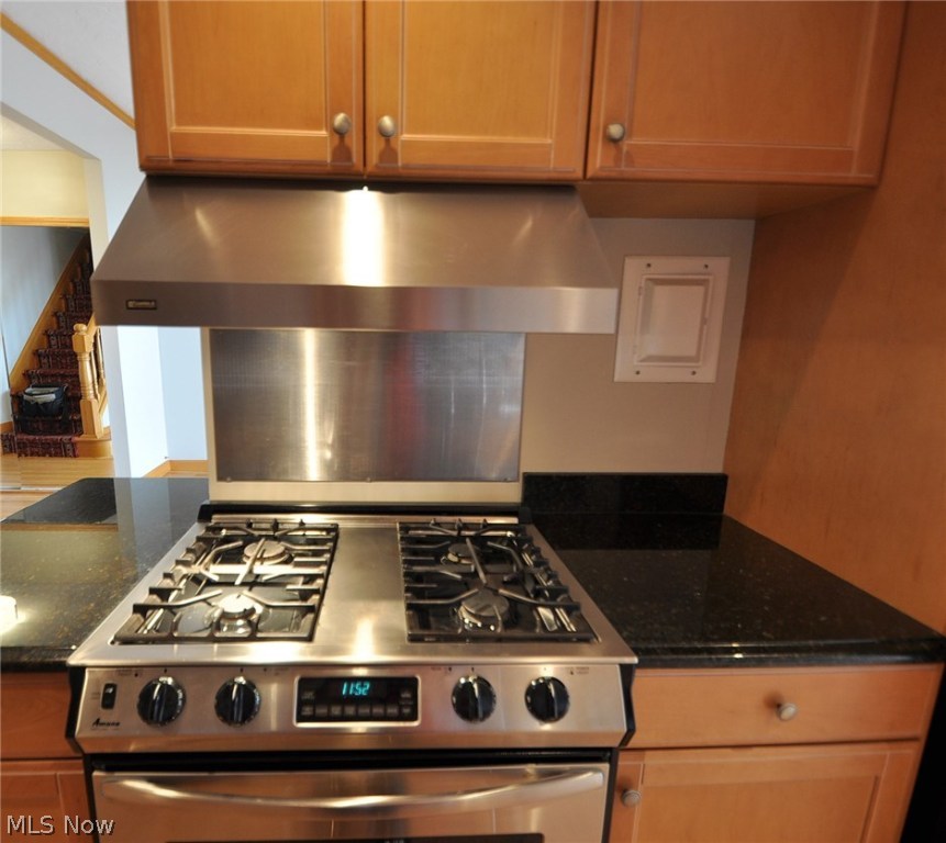 Carlyle Condo - Residential