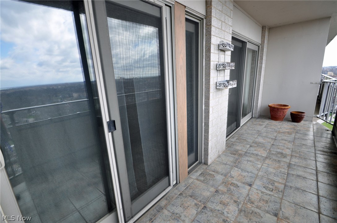 Carlyle Condo - Residential