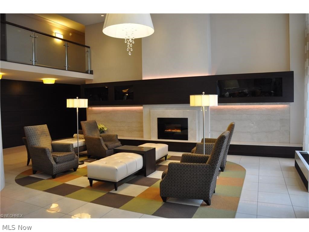 Carlyle Condo - Residential