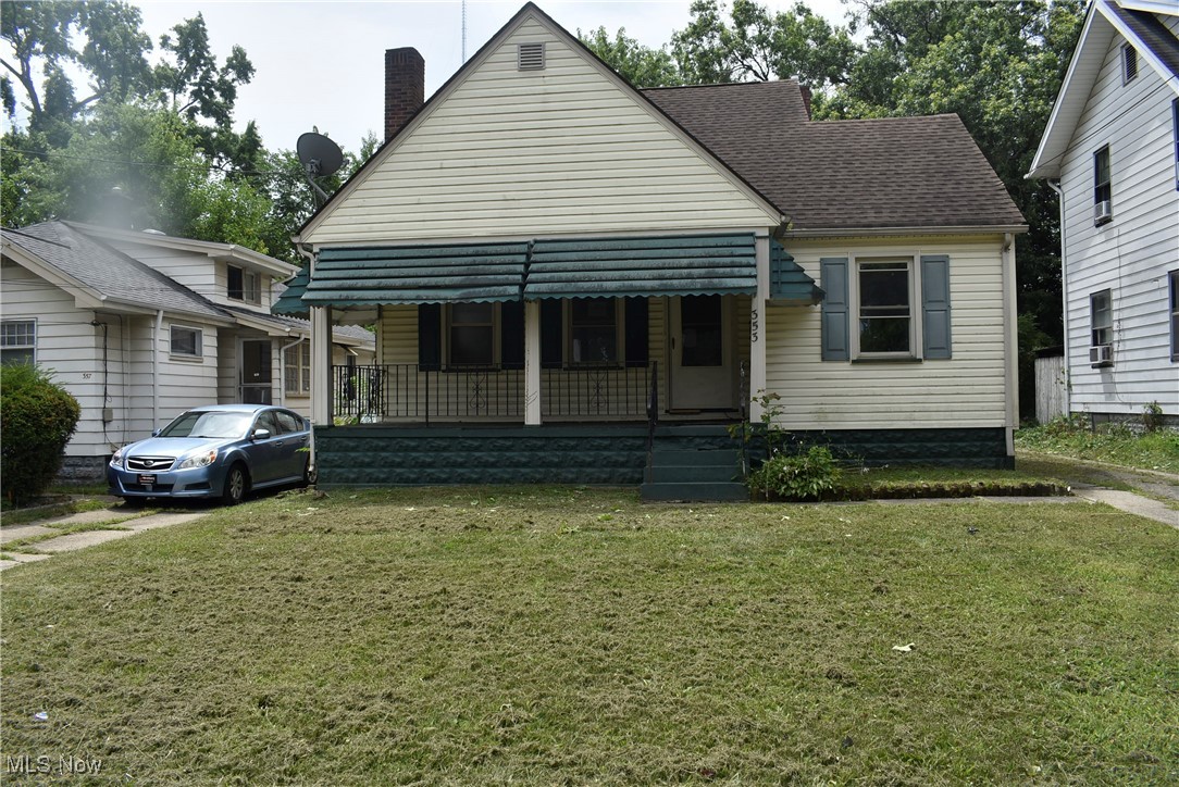 Cape cod home with 2 bedrooms and 1 full bath. Property sold as is. No guarantees. No warranties. Must be pre-approved or show proof of funds. This property is part of a First Look program. It allows owner occupant buyers to have their offers negotiated on day 8 of being listed. Owner occupants are those buyers that will occupy the property as their principal residence within 60 days of closing and will maintain their occupancy for at least 1 year. These buyers are required to sign an Owner Occupant Certification as part of the contract. An investor, trust, vacation or part-time residence, or purchasing for another person will be considered an investor and are not eligible for First Look. Investor offers are negotiated on day 31 of listing.