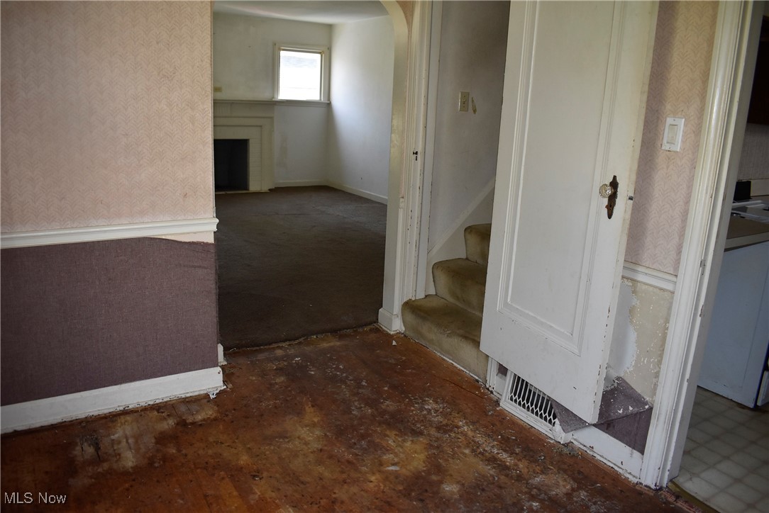 City/Youngstown - Residential