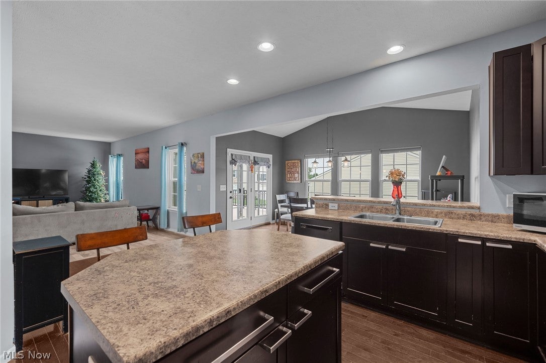 9837 Gabriels Way