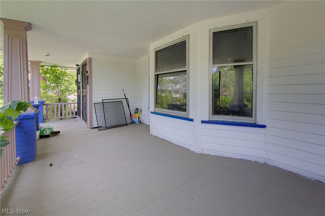 1872 Lampson Road