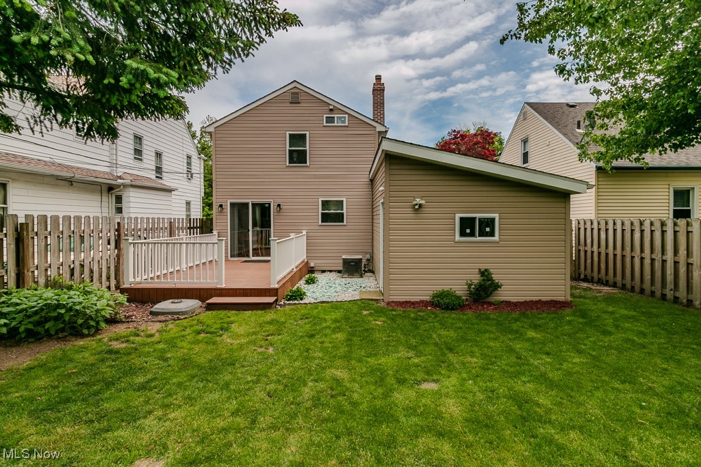 320 E 210th Street, Euclid, Ohio image 7