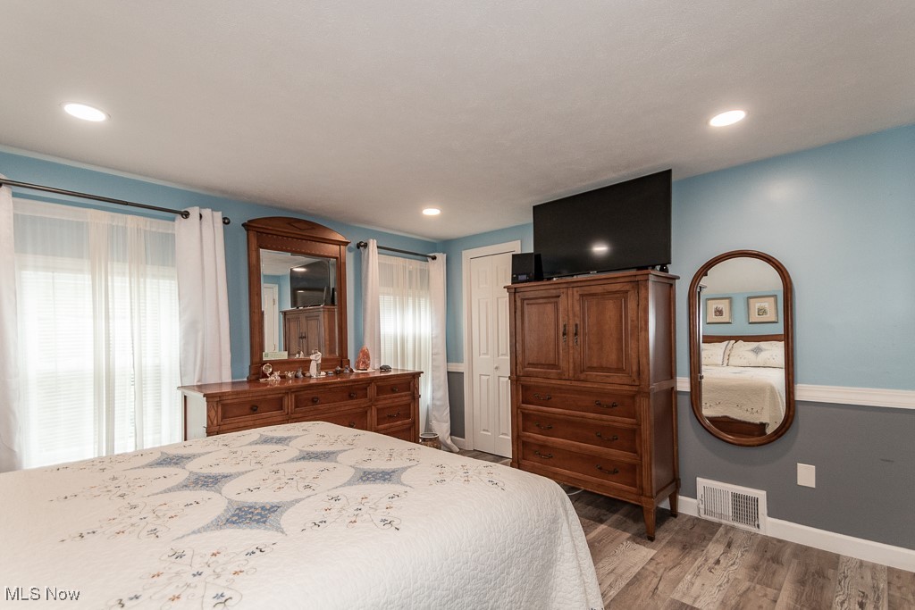 320 E 210th Street, Euclid, Ohio image 35