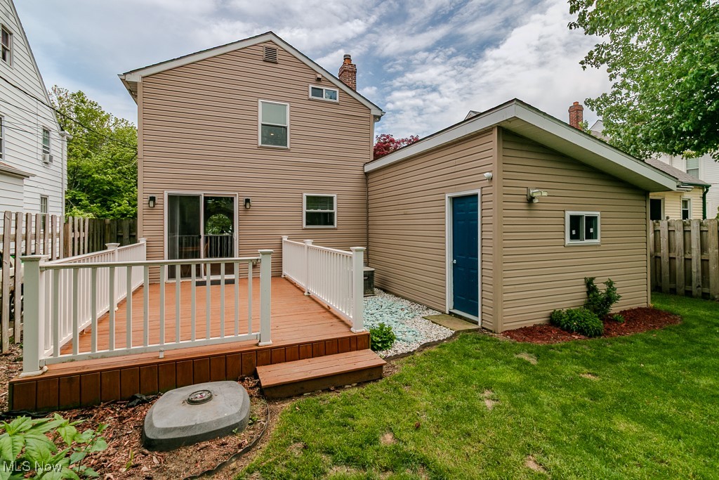 320 E 210th Street, Euclid, Ohio image 4