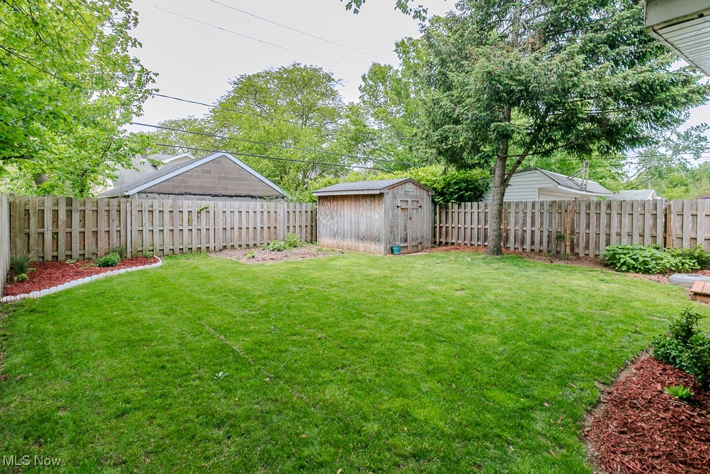 320 E 210th Street, Euclid, Ohio image 3