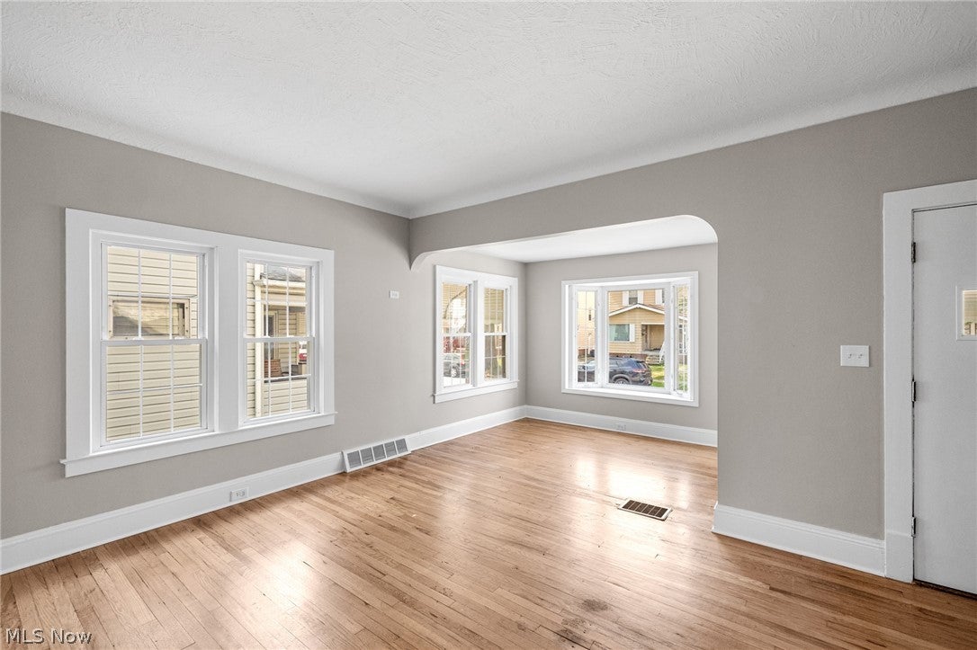 3481 W 118th Street