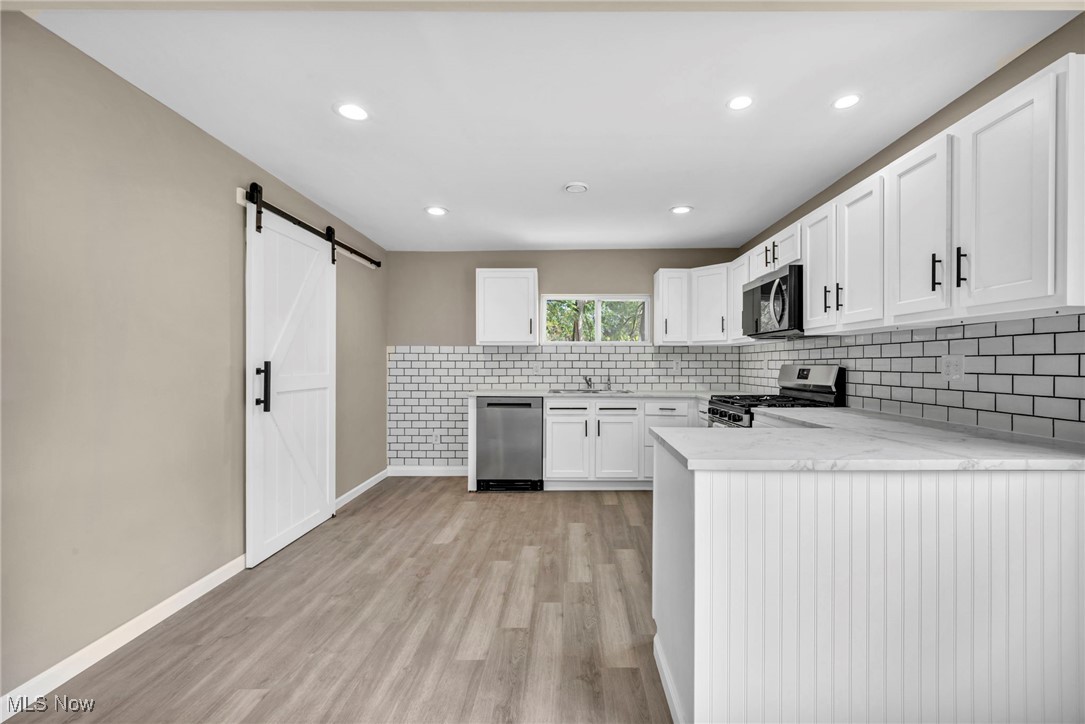 Helper Hart Realty Cos Lee Hm - Residential