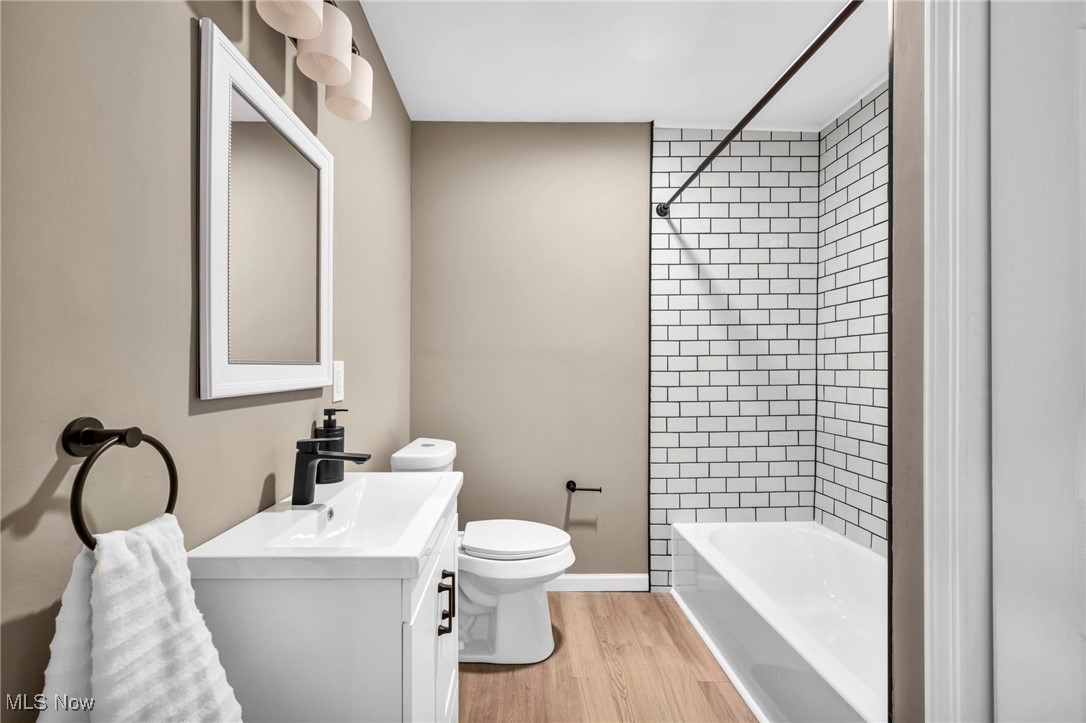 Helper Hart Realty Cos Lee Hm - Residential