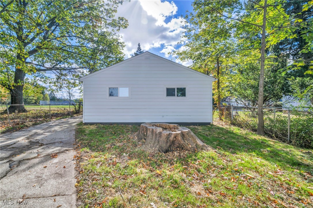 Helper Hart Realty Cos Lee Hm - Residential